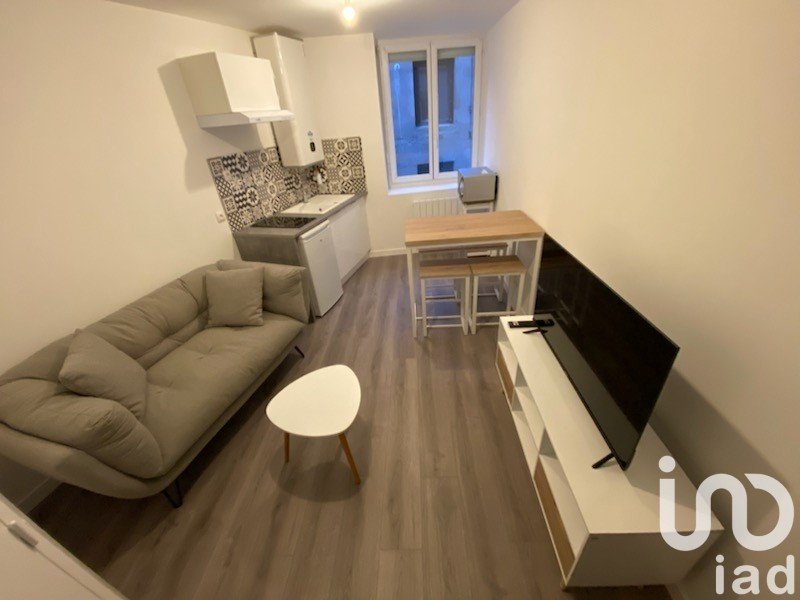 Appartement 2 pièces de 33 m² à Saint-Étienne (42100)