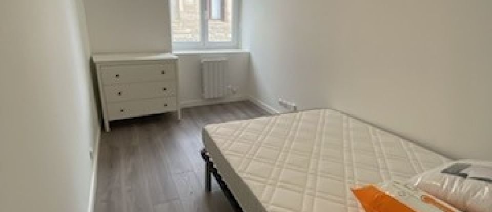 Appartement 2 pièces de 33 m² à Saint-Étienne (42100)