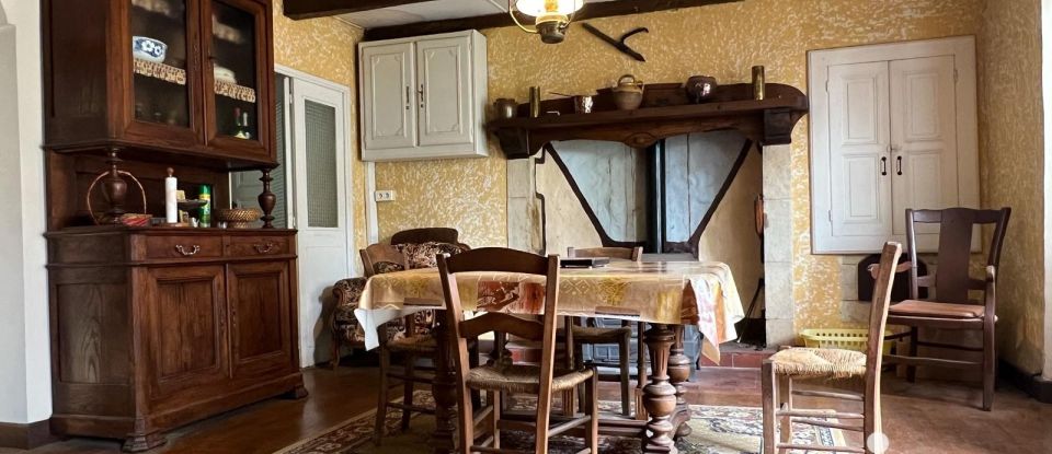 Country house 3 rooms of 56 m² in Roussennac (12220)