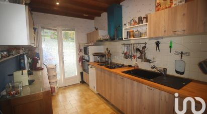 Traditional house 4 rooms of 82 m² in Eysus (64400)