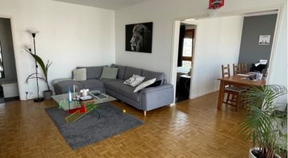 Appartement 4 pièces de 81 m² à Ris-Orangis (91130)