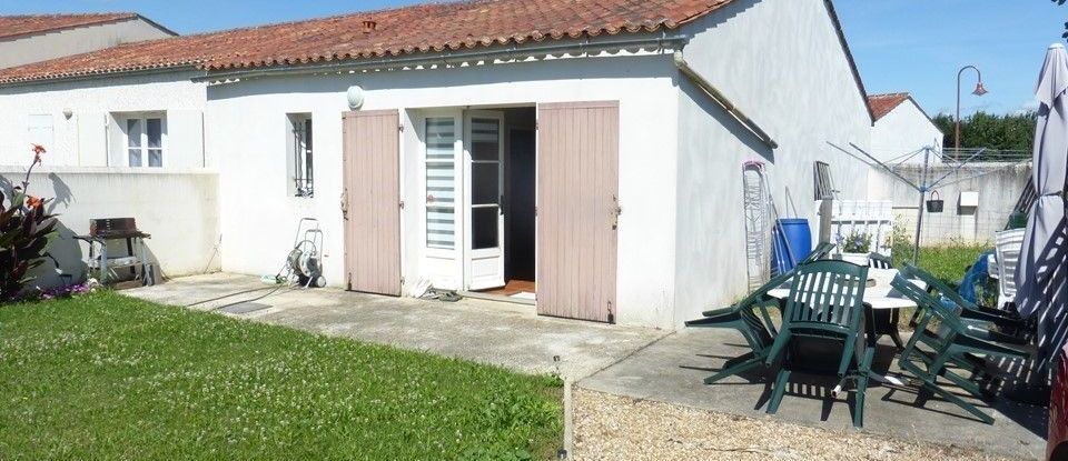 Maison 2 pièces de 59 m² à Courçon (17170)