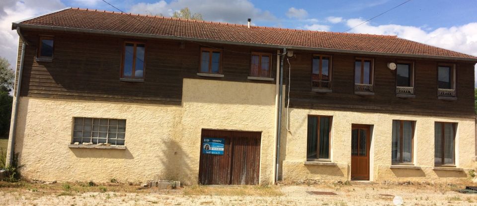 House 4 rooms of 79 m² in Sainte-Menehould (51800)