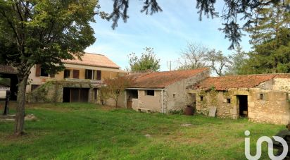 Village house 4 rooms of 107 m² in Valdivienne (86300)