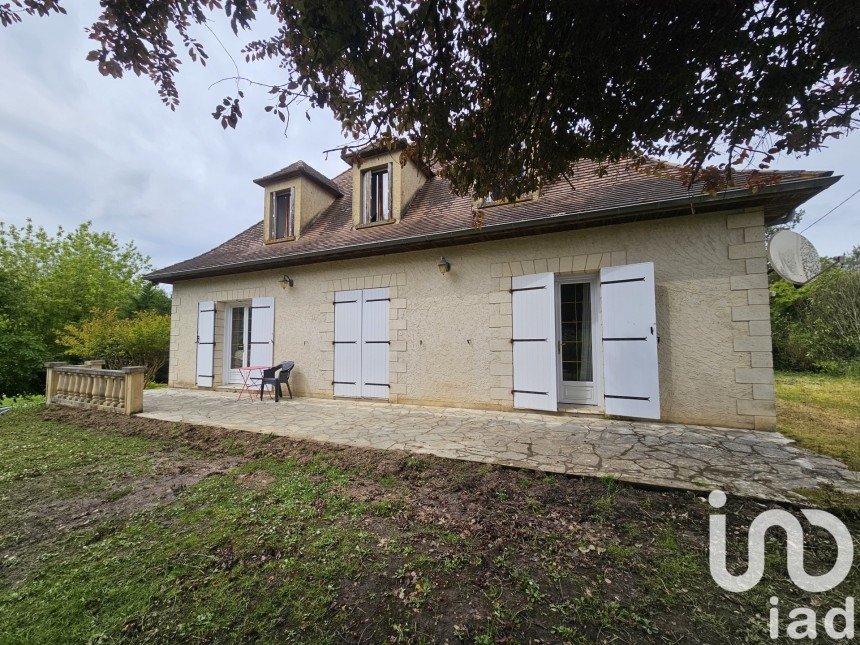 Traditional house 6 rooms of 150 m² in Bergerac (24100)