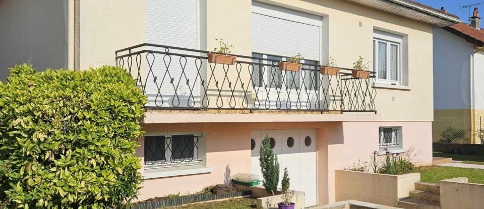 Maison 4 pièces de 88 m² à Chaumont (52000)