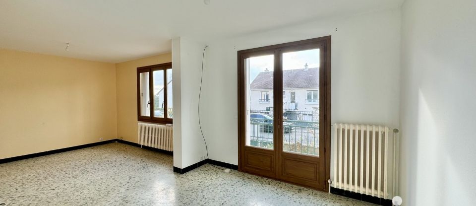 Traditional house 6 rooms of 121 m² in La Ferté-Gaucher (77320)