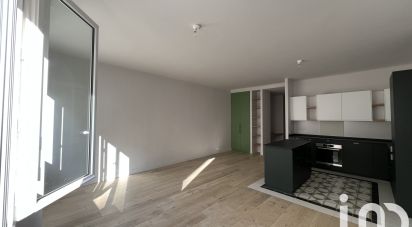 Appartement 3 pièces de 68 m² à Paris (75016)