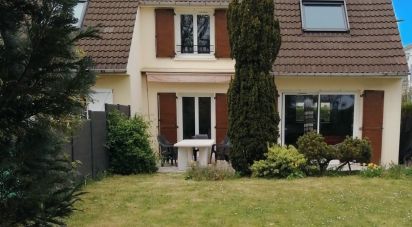 House 6 rooms of 133 m² in Courcouronnes (91080)