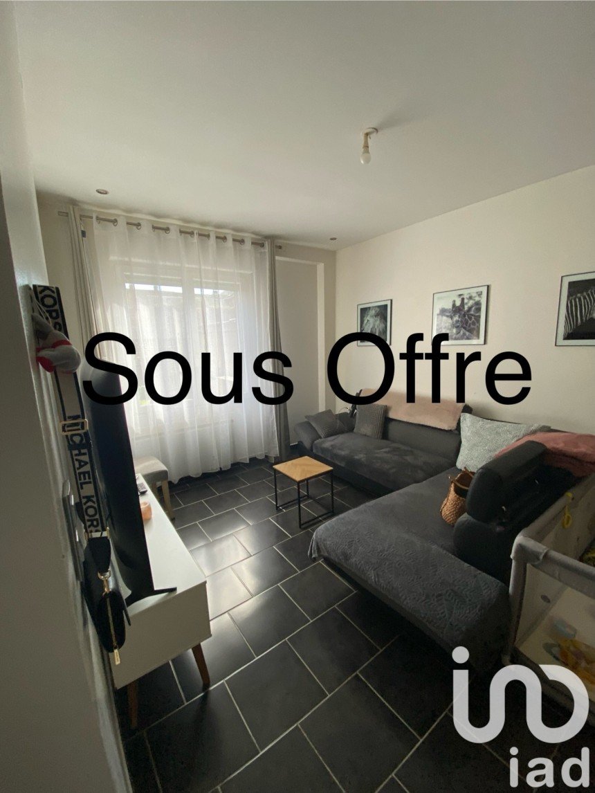 Apartment 3 rooms of 54 m² in Tarbes (65000)