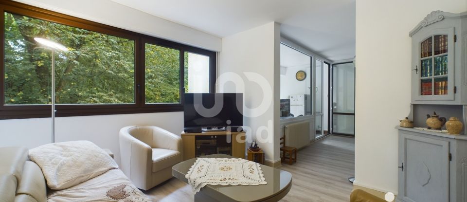 Appartement 5 pièces de 118 m² à Vaux-le-Pénil (77000)