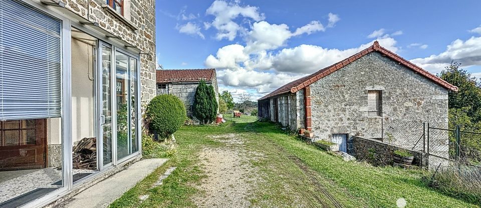 Maison de campagne 10 pièces de 124 m² à Saugues (43170)