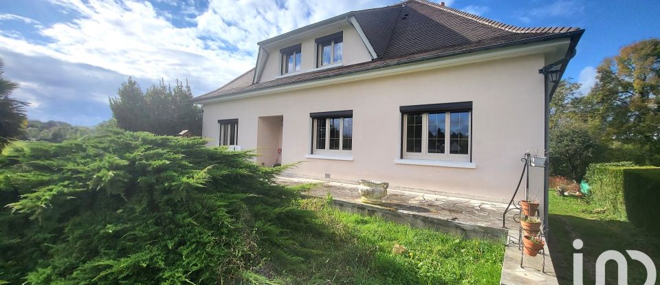 Maison traditionnelle 6 pièces de 136 m² à Chécy (45430)