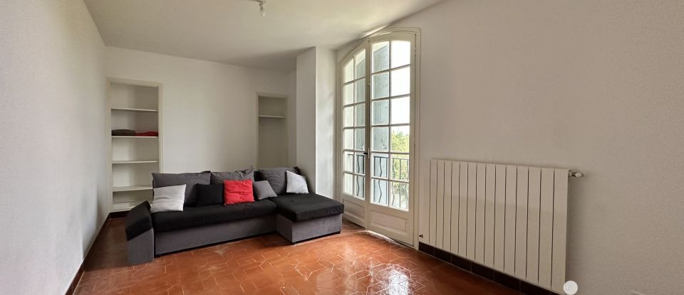 Apartment 3 rooms of 51 m² in Arles (13200)