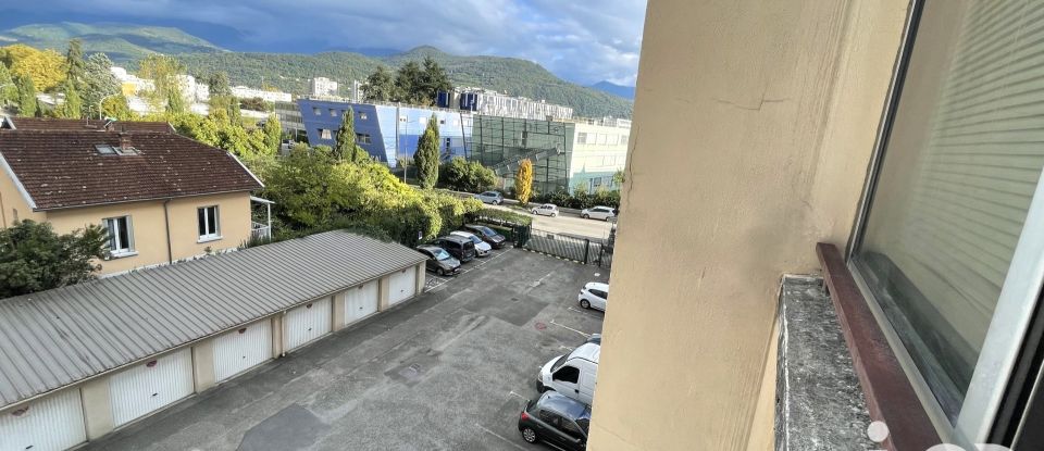 Appartement 4 pièces de 62 m² à Grenoble (38100)