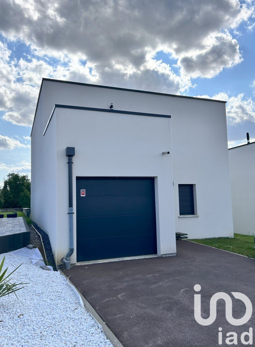 Maison 5 pièces de 110 m² à Courcelles-Chaussy (57530)