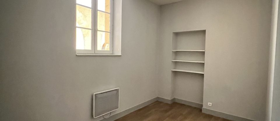 Appartement 3 pièces de 65 m² à La Rochelle (17000)