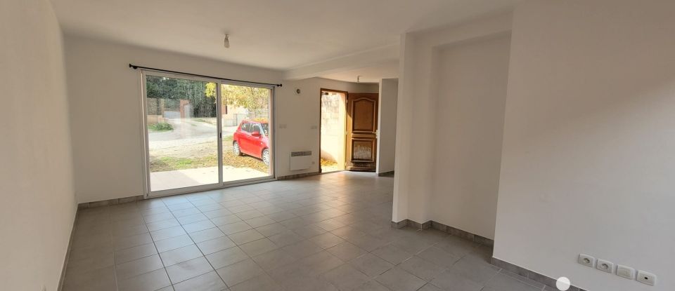 Town house 3 rooms of 74 m² in Nîmes (30900)