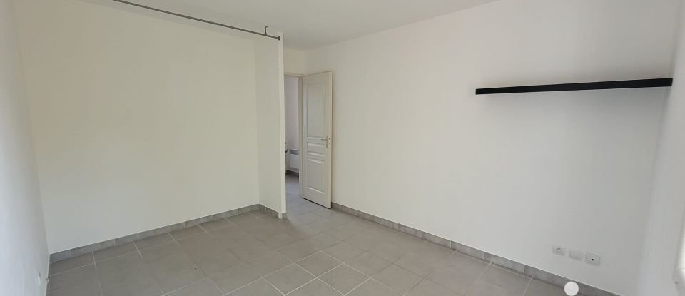 Maison de ville 3 pièces de 74 m² à Nîmes (30900)