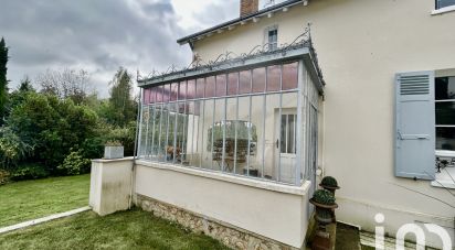 House 11 rooms of 375 m² in Saint-Chéron (91530)