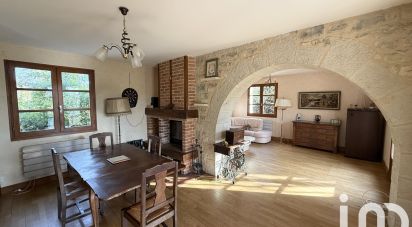 Maison traditionnelle 9 pièces de 186 m² à Capdenac (46100)