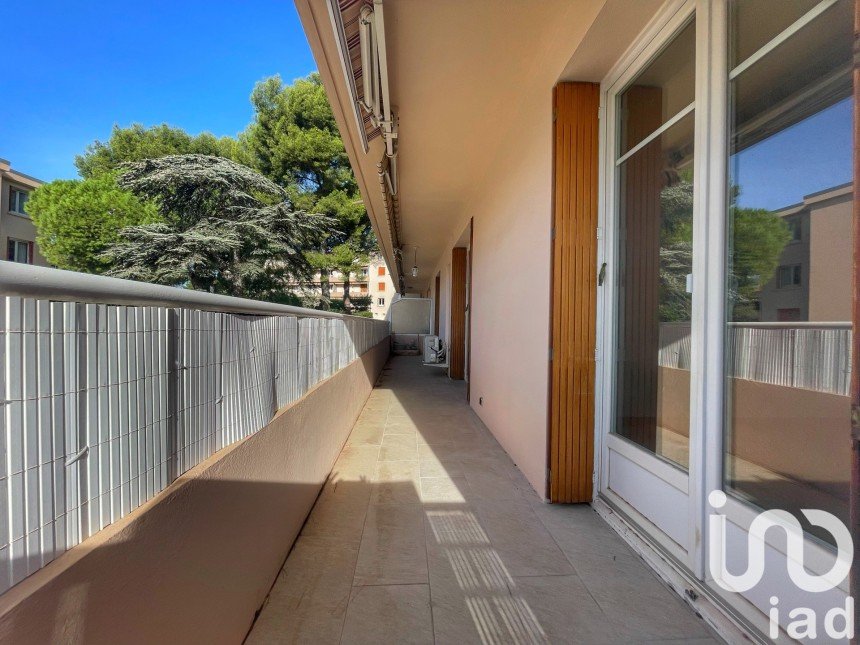 Appartement 4 pièces de 75 m² à Toulon (83200)