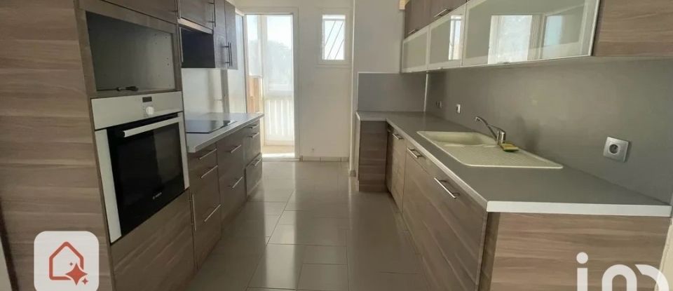 Appartement 4 pièces de 75 m² à Toulon (83200)