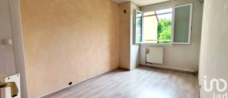 Maison 6 pièces de 111 m² à Champs-sur-Marne (77420)