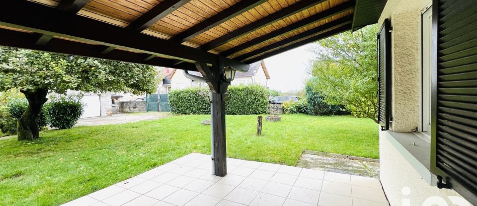 Maison 4 pièces de 95 m² à Behren-lès-Forbach (57460)