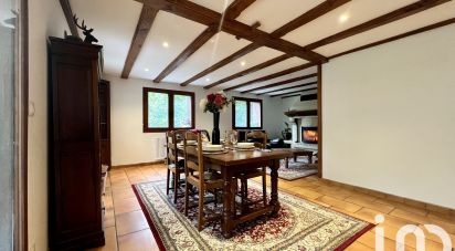 Maison de campagne 5 pièces de 157 m² à Menthonnex-en-Bornes (74350)