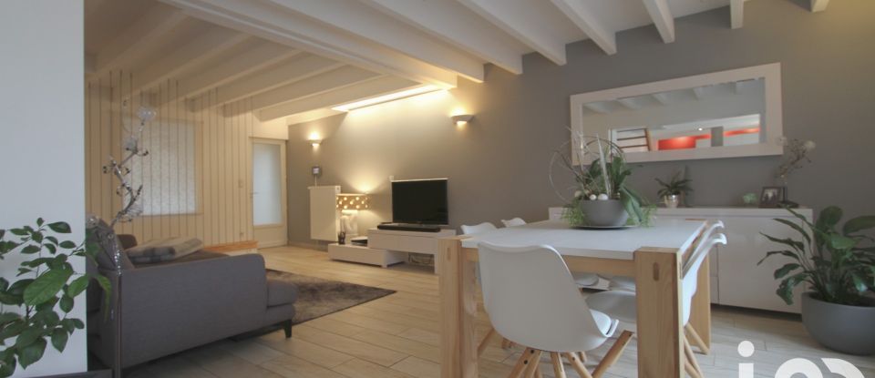 Village house 6 rooms of 145 m² in Houdemont (54180)