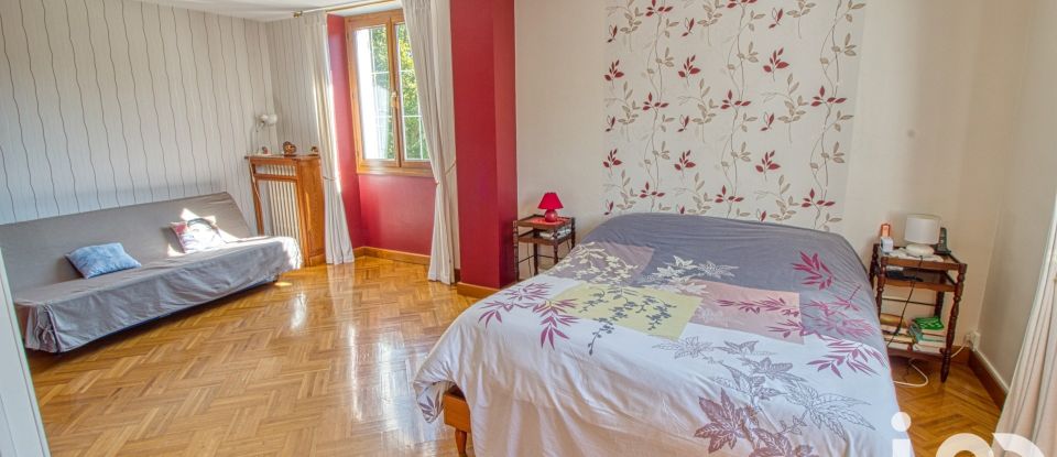 Maison 5 pièces de 195 m² à Aulnay-la-Rivière (45390)