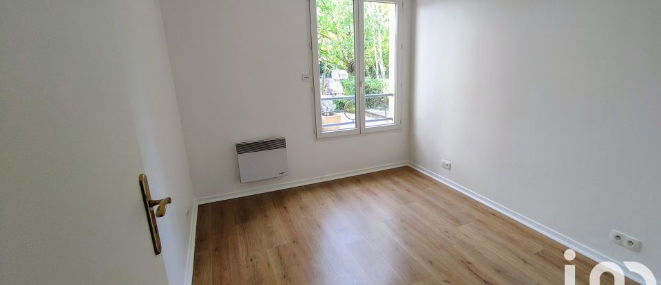 Apartment 3 rooms of 55 m² in Osny (95520)