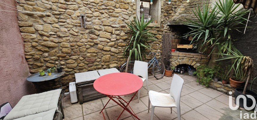 Village house 5 rooms of 100 m² in Bédarrides (84370)