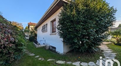 Traditional house 5 rooms of 130 m² in Pau (64000)