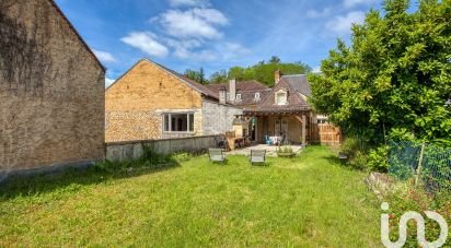 Building in Sarlat-la-Canéda (24200) of 354 m²