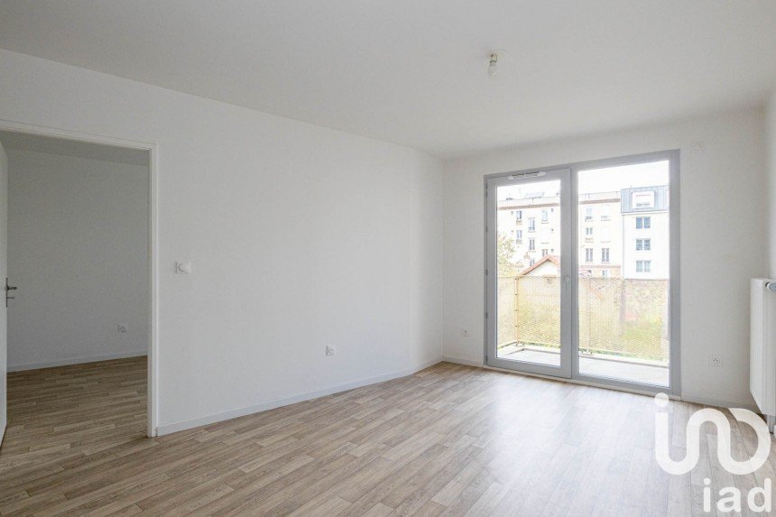 Apartment 2 rooms of 40 m² in Alfortville (94140)