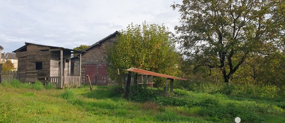 Maison de village 5 pièces de 104 m² à Estivaux (19410)