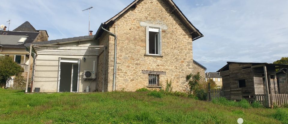 Village house 5 rooms of 104 m² in Estivaux (19410)