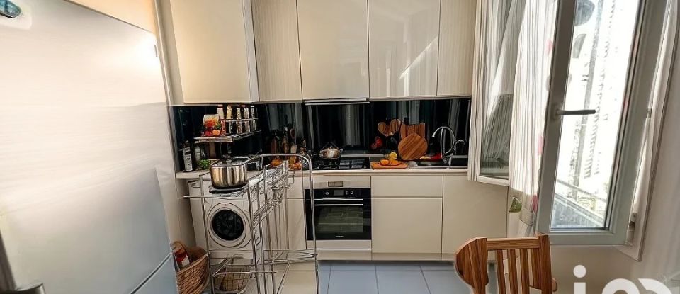 Appartement 2 pièces de 29 m² à Marseille (13008)