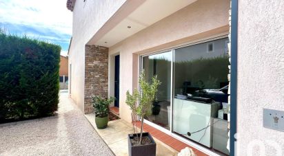 House 7 rooms of 140 m² in Six-Fours-les-Plages (83140)