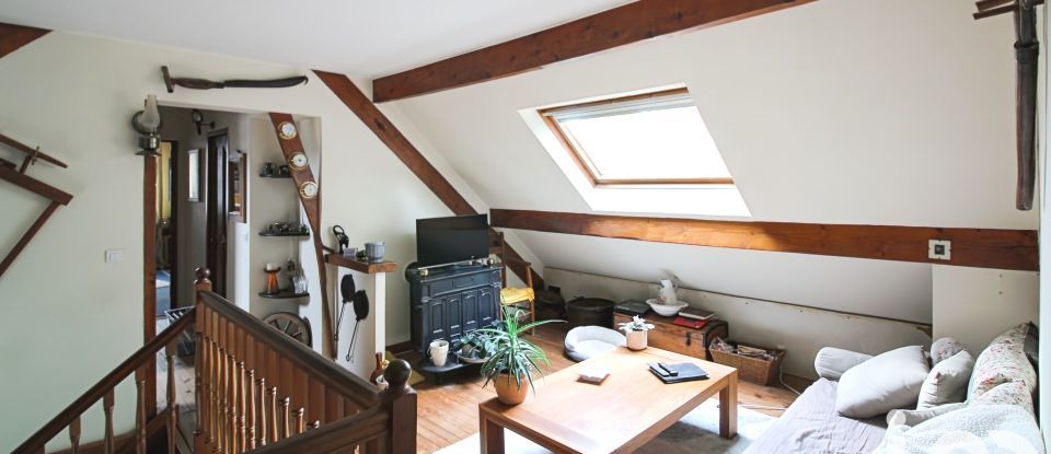 Traditional house 6 rooms of 139 m² in Férolles-Attilly (77150)