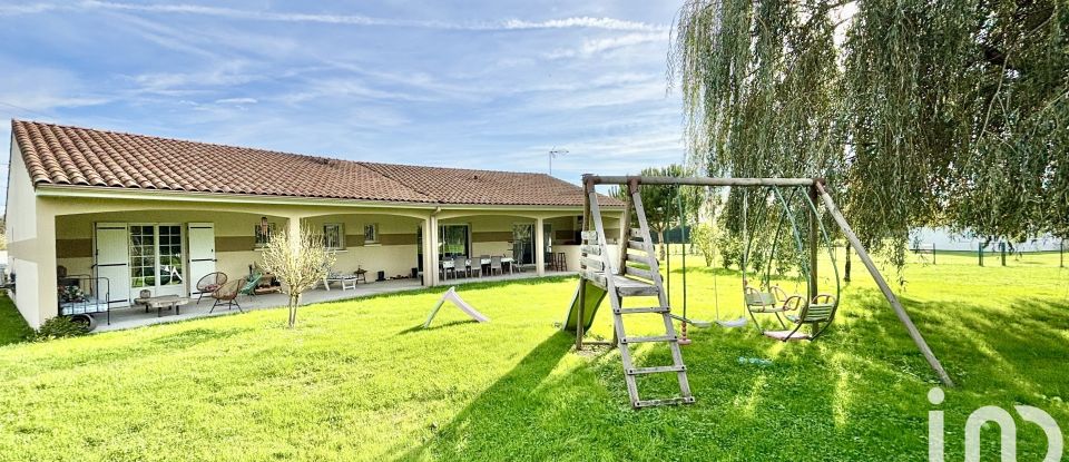 Maison traditionnelle 5 pièces de 153 m² à Saint-Christoly-de-Blaye (33920)