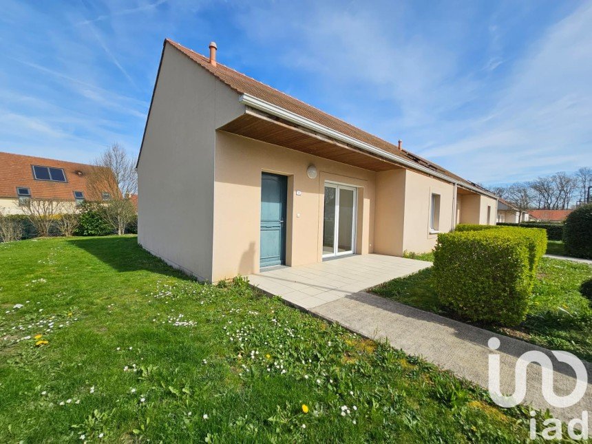 Maison 3 pièces de 65 m² à Pringy (77310)