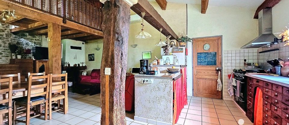 Maison de campagne 4 pièces de 96 m² à Issirac (30760)