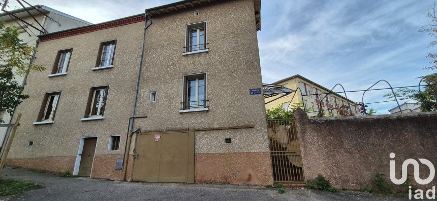 Maison de ville 6 pièces de 139 m² à Saint-Chamond (42400)