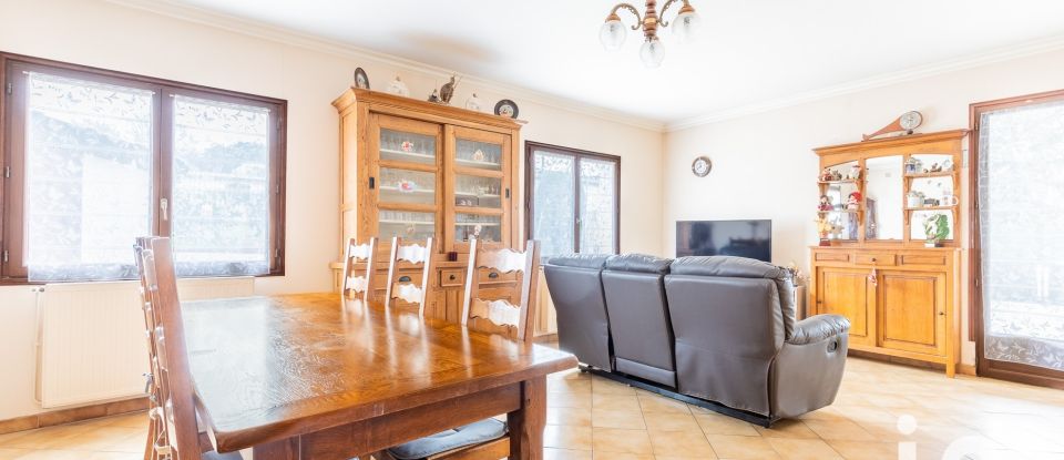 Maison 7 pièces de 150 m² à Savigny-sur-Orge (91600)