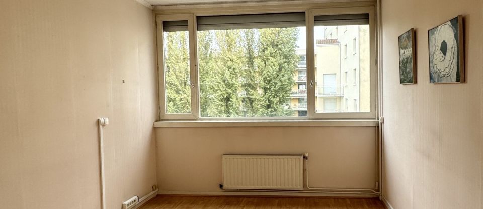 Apartment 4 rooms of 112 m² in Roubaix (59100)