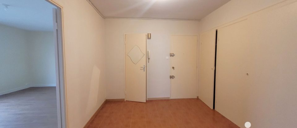 Appartement 4 pièces de 89 m² à Nantes (44100)