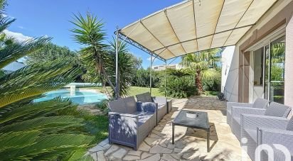 House 6 rooms of 210 m² in Agde (34300)